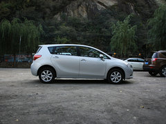 2011款 1.8L CVT 豪华多功能版 7座