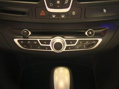 2011款 2.0T 自动 豪华导航版