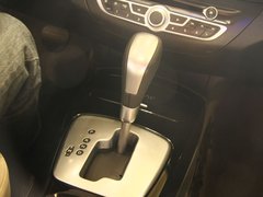 2011款 2.0T 自动 豪华导航版