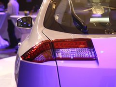 2011款 2.0T 自动 豪华导航版