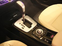 2011款 2.0T 自动 豪华导航版