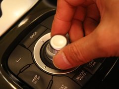 2011款 2.0T 自动 豪华导航版