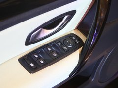 2011款 2.0T 自动 豪华导航版