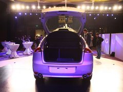 2011款 2.0T 自动 豪华导航版