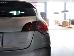 2012款 1.6T 自动 风尚版