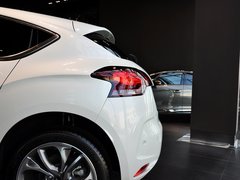 2012款 1.6T 自动 风尚版