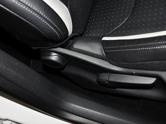 DS 4 2012款 1.6T 自动 风尚版