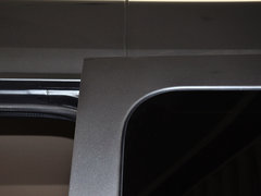 2011款 2.5T 手动 短轴低顶尊杰版