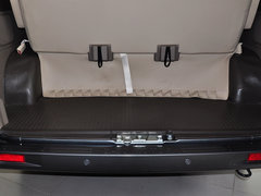 2011款 2.5T 手动 短轴低顶尊杰版