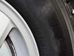 2011款 2.5T 手动 短轴低顶尊杰版