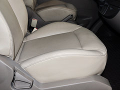 2011款 2.5T 手动 短轴低顶尊杰版