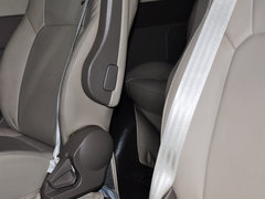 2011款 2.5T 手动 短轴低顶尊杰版