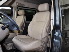 2011款 2.5T 手动 短轴低顶尊杰版