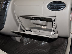 2011款 2.5T 手动 短轴低顶尊杰版