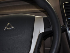 2011款 2.5T 手动 短轴低顶尊杰版