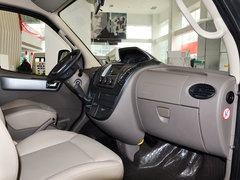 2011款 2.5T 手动 短轴低顶尊杰版