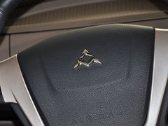 新途V80 2011款 2.5T 手动 短轴低顶尊杰版