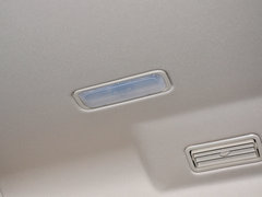 2011款 2.5T 手动 短轴低顶尊杰版