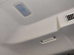 2011款 2.5T 手动 短轴低顶尊杰版