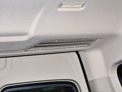 新途V80 2011款 2.5T 手动 短轴低顶尊杰版