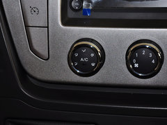 新途V80 2011款 2.5T 手动 短轴低顶尊杰版