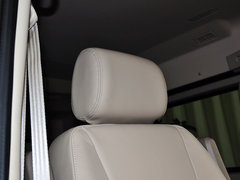 新途V80 2011款 2.5T 手动 短轴低顶尊杰版