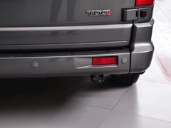 2011款 2.5T 手动 短轴低顶尊杰版