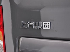 2011款 2.5T 手动 短轴低顶尊杰版