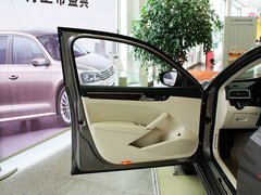 2011款 2.0TSI DSG 至尊版