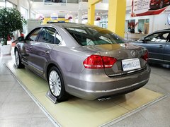 2011款 2.0TSI DSG 至尊版