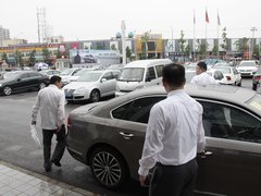 2011款 2.0TSI DSG 至尊版