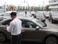 2011款 2.0TSI DSG 至尊版