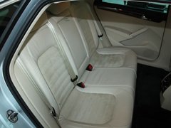 2011款 2.0TSI DSG 至尊版