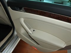2011款 2.0TSI DSG 至尊版