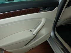 2011款 2.0TSI DSG 至尊版