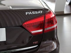 2011款 2.0TSI DSG 至尊版
