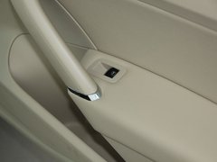 2011款 2.0TSI DSG 至尊版