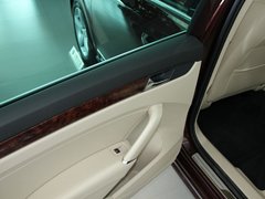 2011款 2.0TSI DSG 至尊版