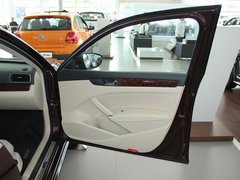 2011款 2.0TSI DSG 至尊版