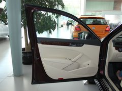 2011款 2.0TSI DSG 至尊版