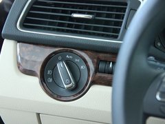 2011款 2.0TSI DSG 至尊版