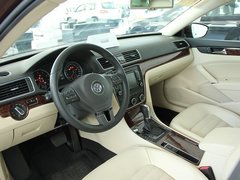 2011款 2.0TSI DSG 至尊版