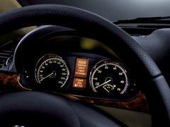 2011款 2.5L 自动 豪华型 7座