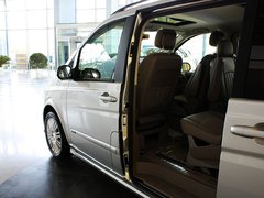 2011款 Vinao 2.5L 自动 领航型 7座