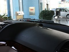 2011款 Vinao 2.5L 自动 领航型 7座