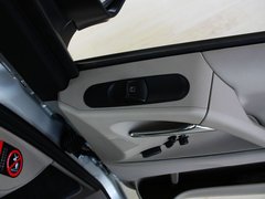 2011款 Vinao 2.5L 自动 领航型 7座