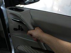 2011款 Vinao 2.5L 自动 领航型 7座