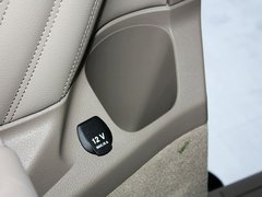 2011款 Vinao 2.5L 自动 领航型 7座