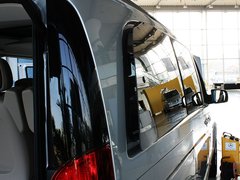 2011款 Vinao 2.5L 自动 领航型 7座
