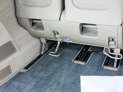 2011款 Vinao 2.5L 自动 领航型 7座